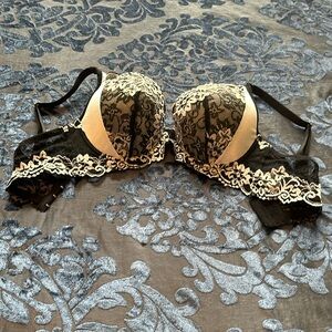 Bralette. Brand new. 38D